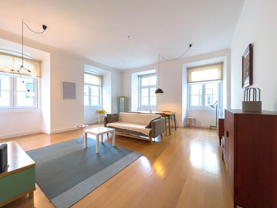 4 Rooms Home In Baixa Lisboa Exterior foto